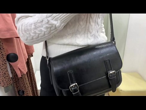 ❤️ Публична мастурбация на младата кучка FeralBerry с вибратор в стаята за обличане ❤️ Руско порно в bg.freepornhdonlinegay.ru ❌❤