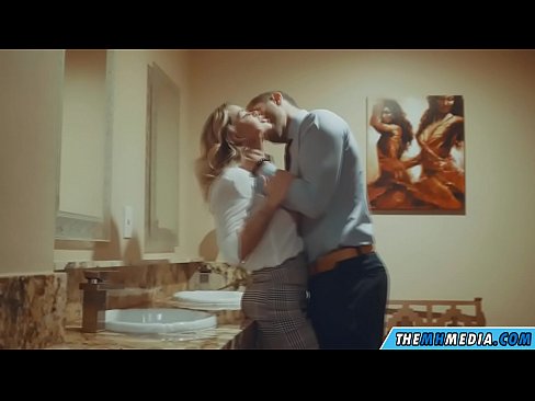 ❤️ Когато наедряла блондинка ви съблазни в обществена тоалетна ❤️ Руско порно в bg.freepornhdonlinegay.ru ❌❤